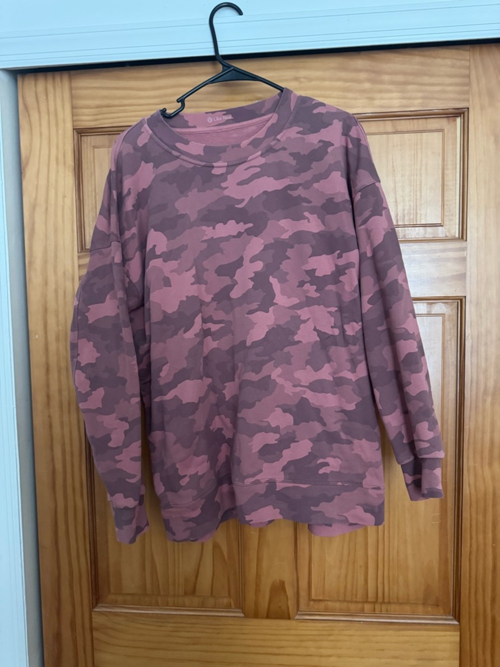 ✨BOGO FREE ENTIRE CLOSET✨ Lululemon Pink Camo Oversized Crewneck Sweatshirt